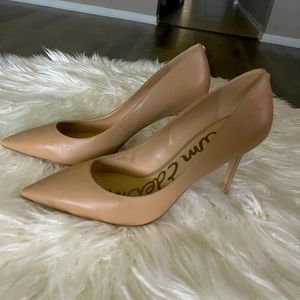Sam Edelman Classic Nude pump. Size 12.